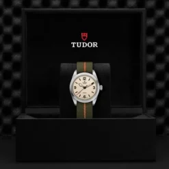 TUDOR Ranger 36 mm Blanco Duna Textil