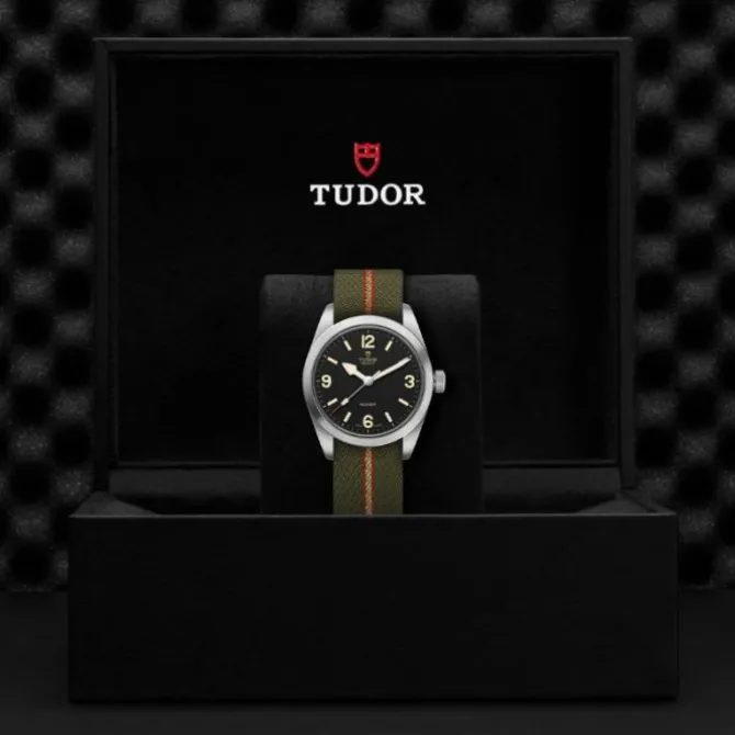 TUDOR Ranger 36 mm Negro Textil