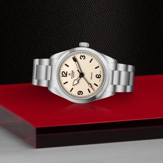 TUDOR Ranger 39mm Blanco Duna Acero